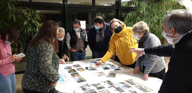 La Chapelle-Saint-Aubin – concertation avec les habitants autour du projet de quartier.